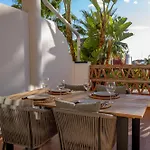 アパート Golf Estate 3 Pools Year, Gym, Tennis & Huge Terrace マラガ