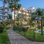 Golf Estate 3 Pools Year, Gym, Tennis & Huge Terrace * マラガ